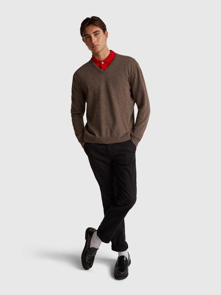 V NECK SWEATER L/S Men image number 3